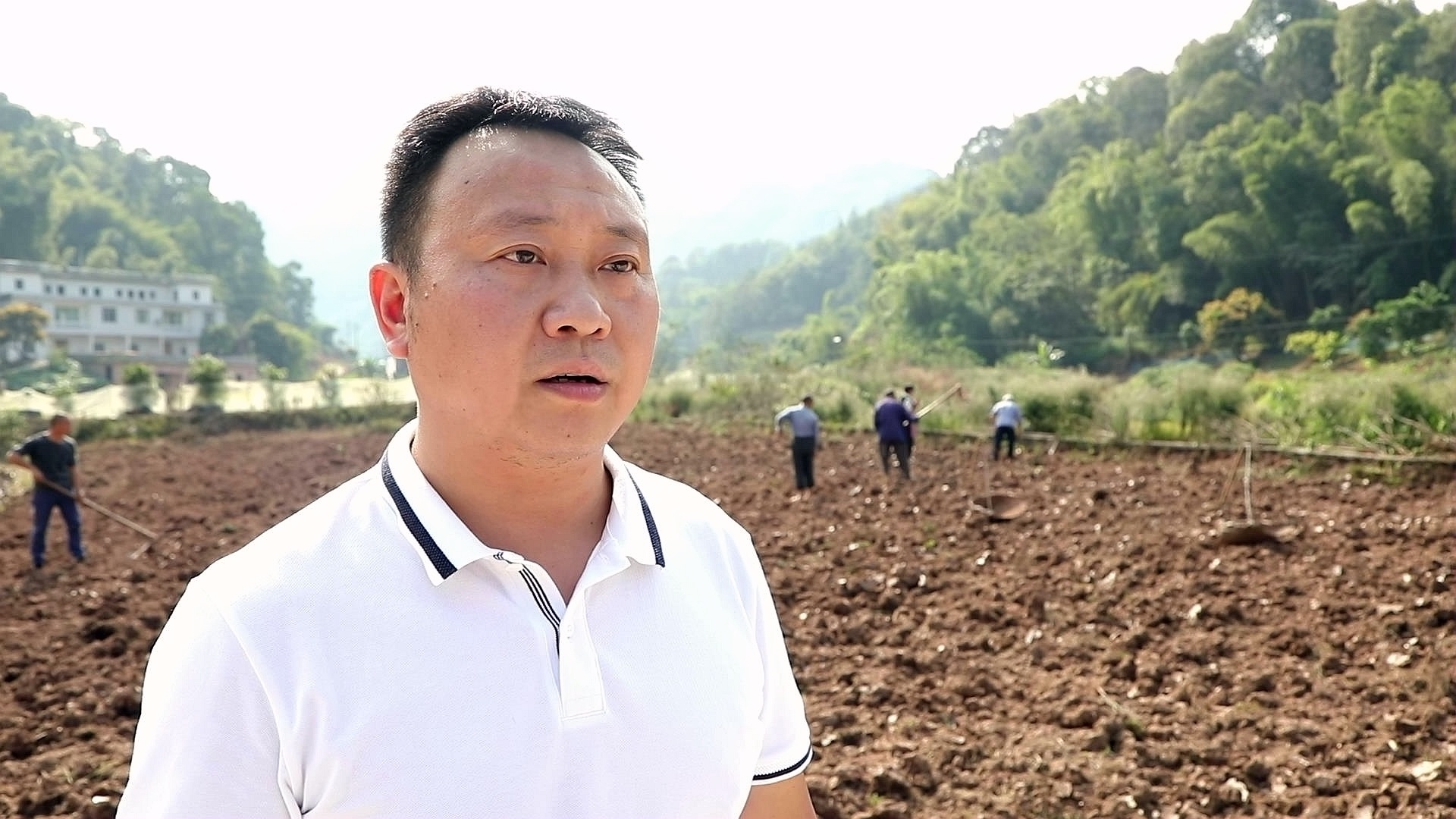 二十大时光丨撸起袖子加油干 昔日“荒地”变“新田” 第 8 张