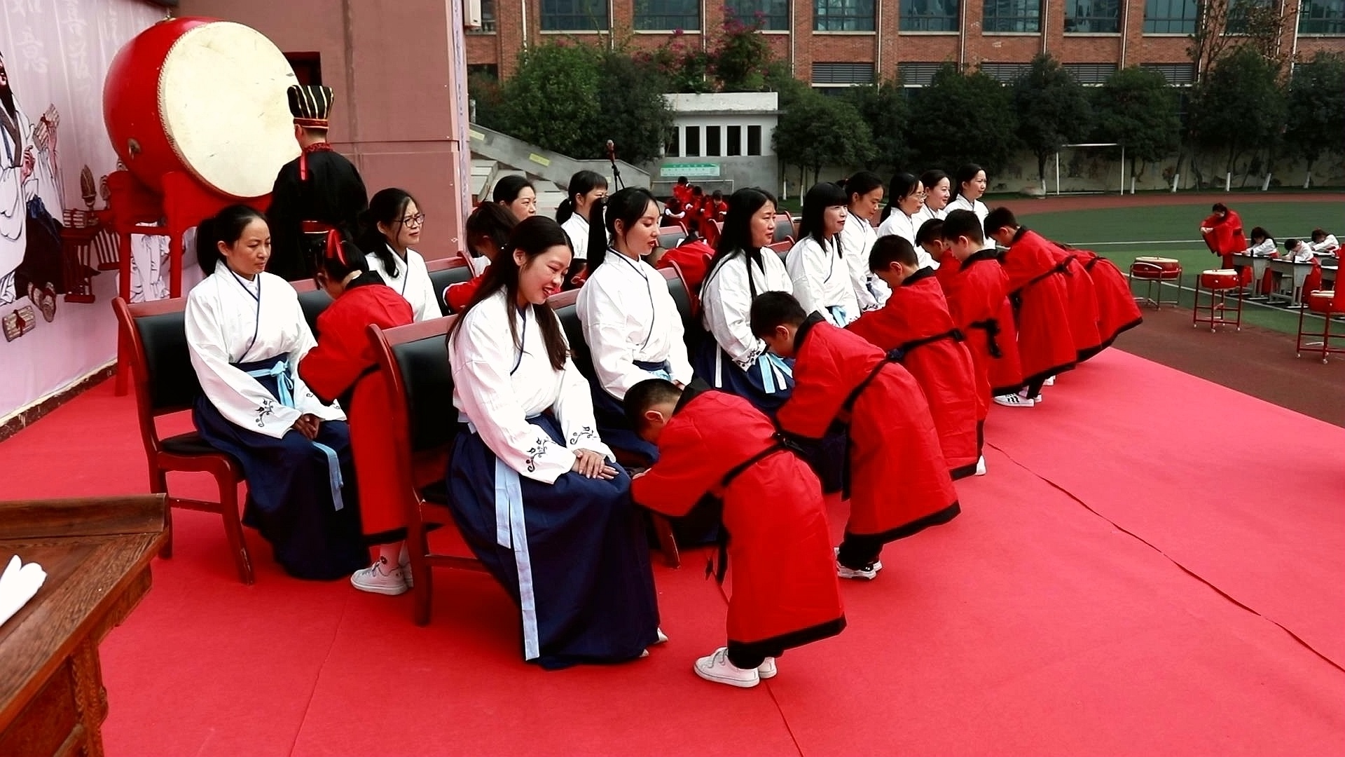 合江县人民小学举行开笔礼 第 4 张