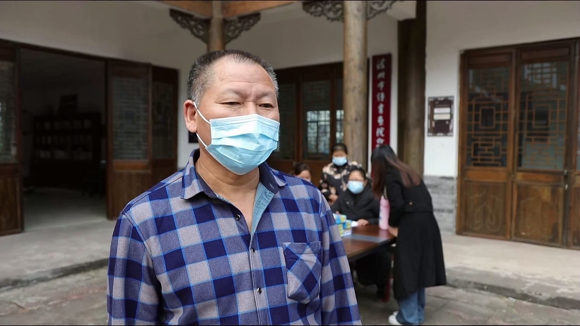 物品要拿“爱心”换，这家超市不一般…… 第 2 张
