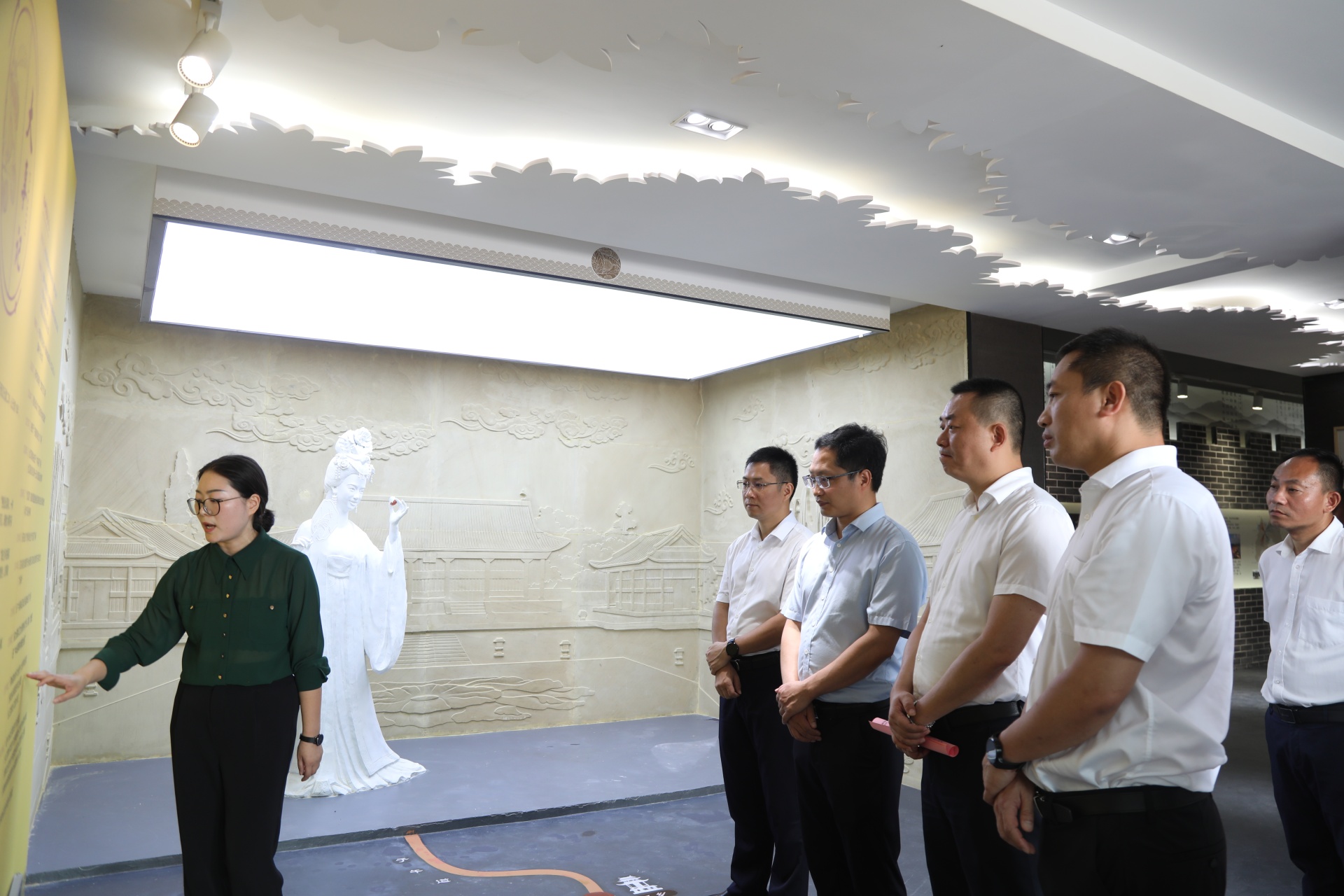 合江世界晚熟荔枝种质资源保护创新基地揭牌运营 第 1 张