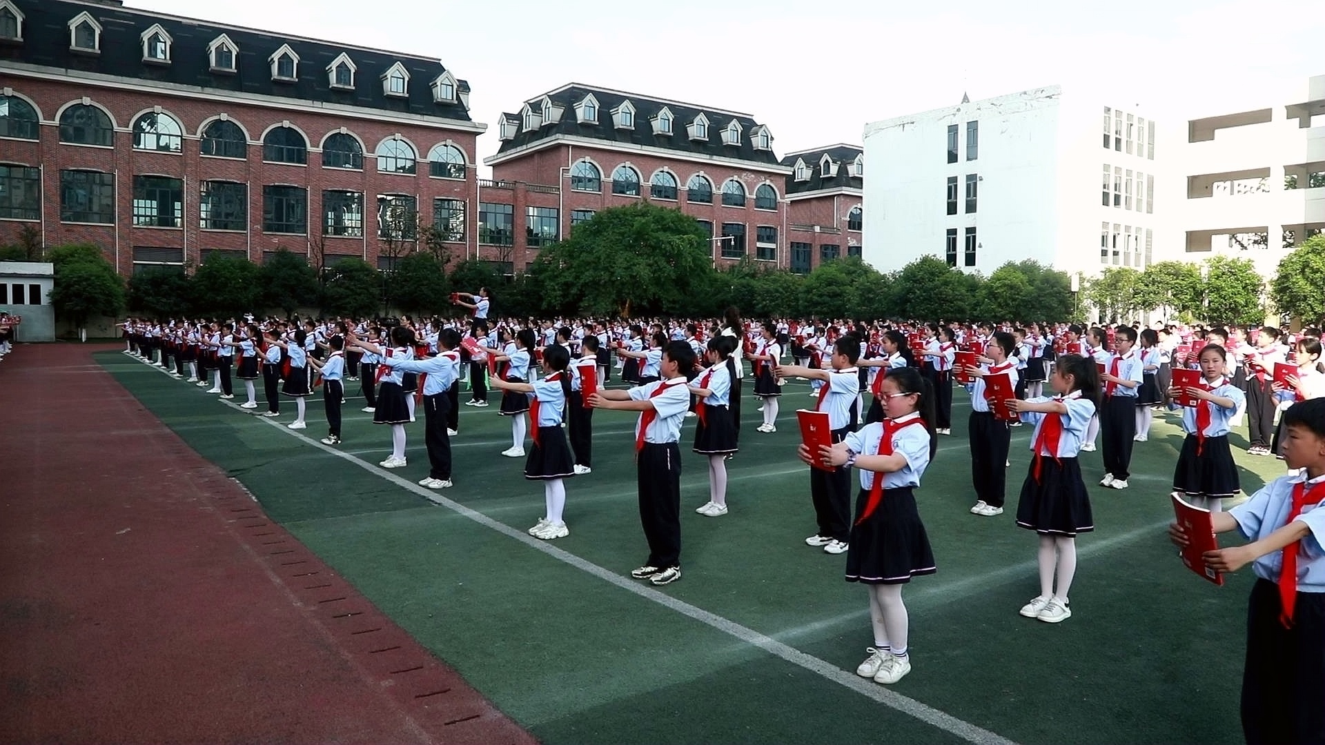 合江县人民小学：系列读书活动推动书香校园建设 第 2 张