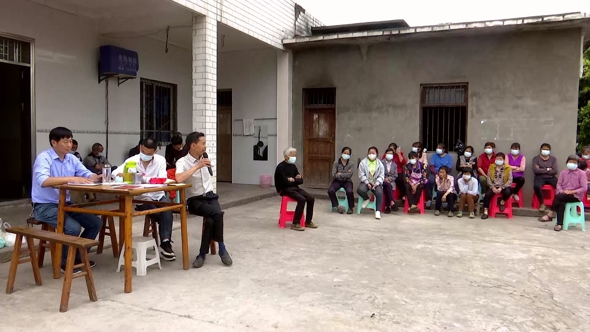 合江县荔江镇花桂村：探索荔枝管护新模式 第 2 张