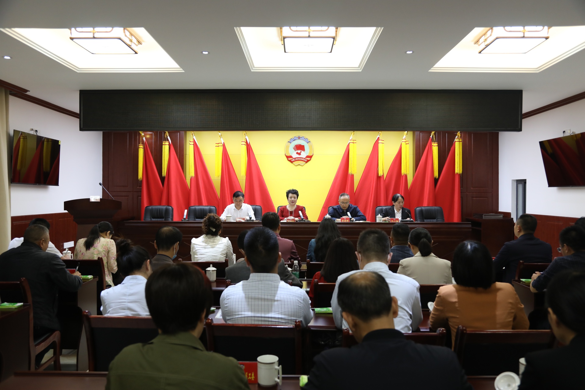 泸州市政协到合江县开展“有事来协商”活动和“政协委员联络站”集中授牌活动 第 2 张