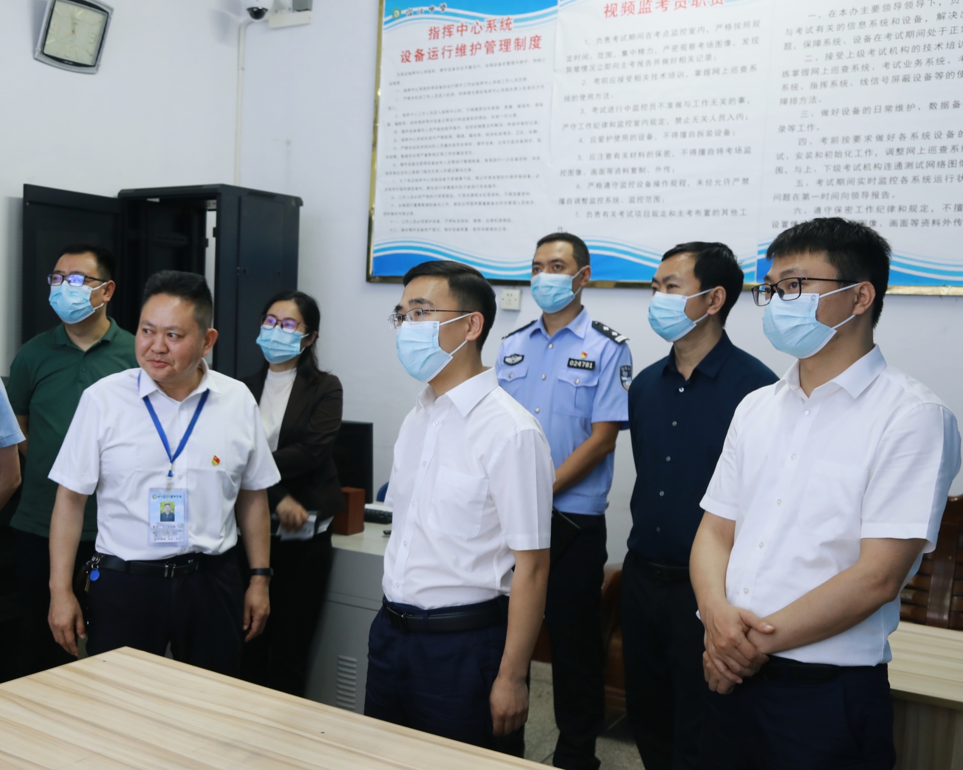 县领导带队检查合江高考准备情况 第 2 张